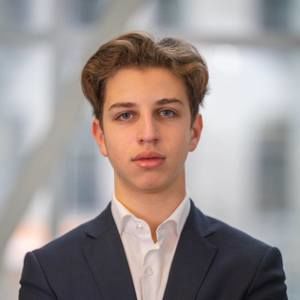 Meet your Posher, Adam